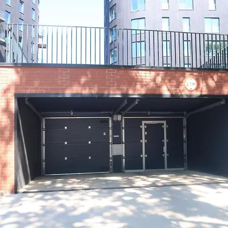 Artisa Riia Str 22a Luxury تارتو