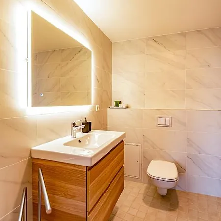 Artisa Riia Str 22a Luxury